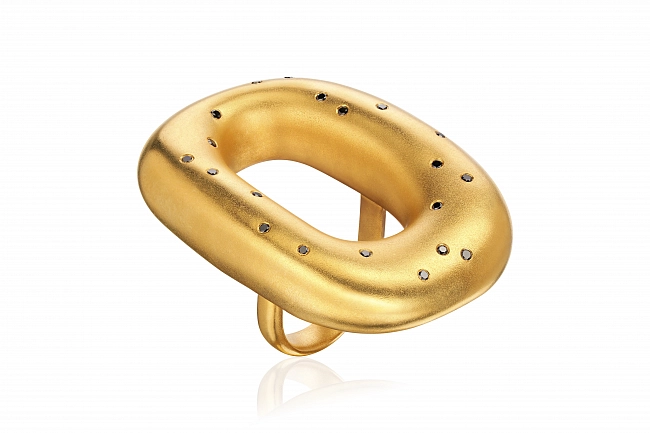 Brooch