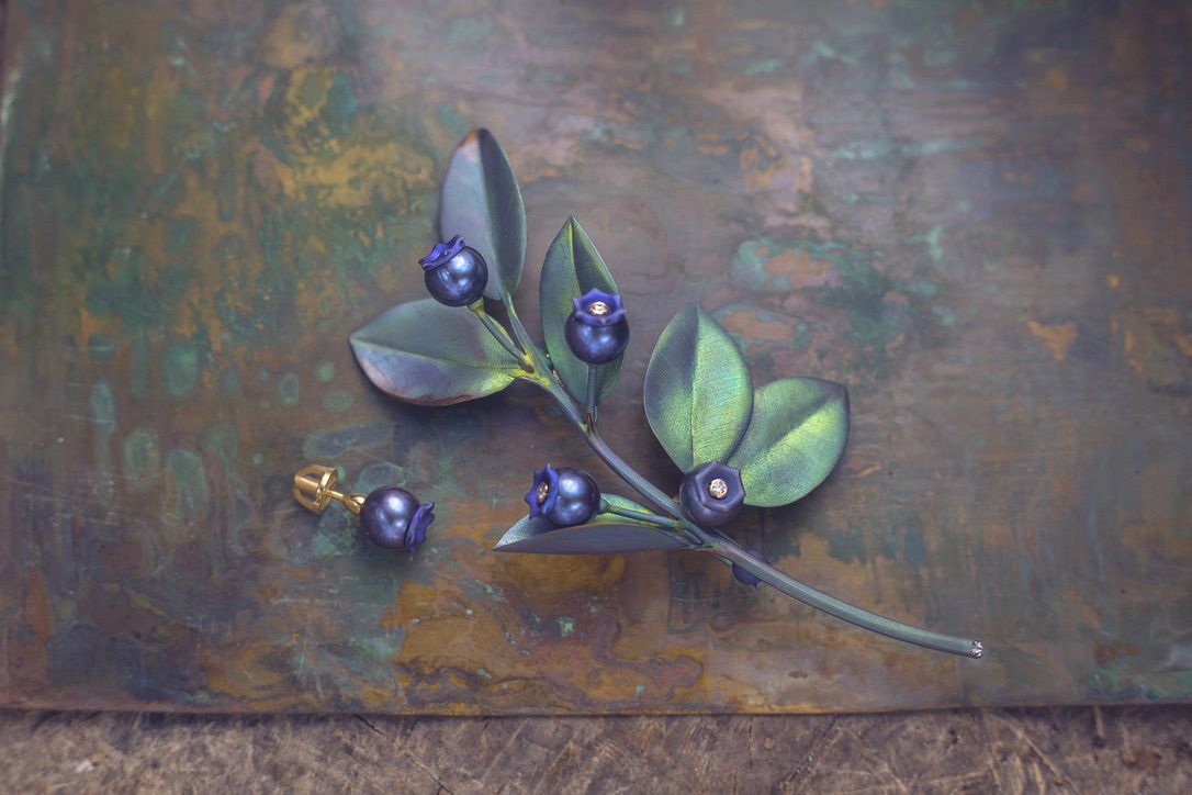 Брошь и серьги «Черника»